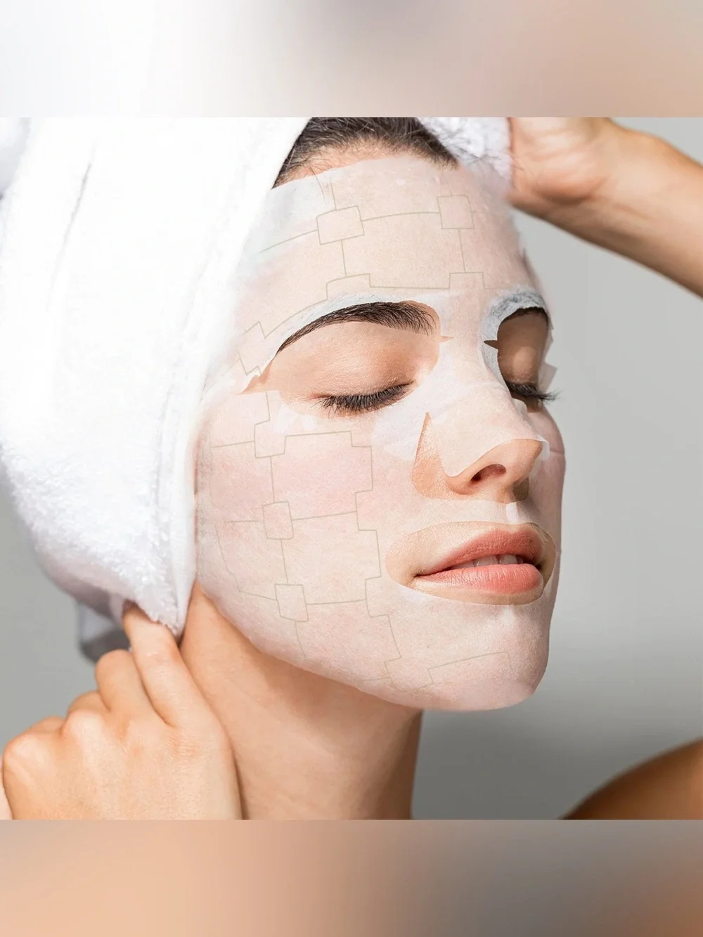 NEW! MEGELIN Essence Mask (5 Sheet Masks)